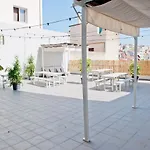 Garden Patio 1B - 1 Bdr With Terrace